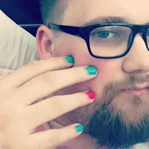 Meet your Posher, Andie